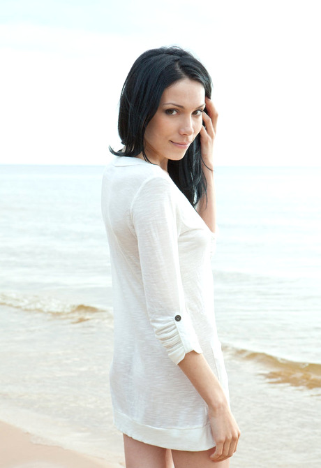 Lily J in Receptivo for Met-Art by Koenart - 3 of 16