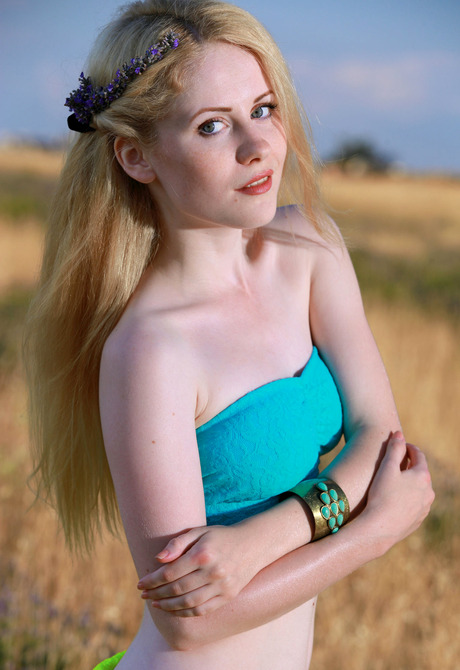 Fay Love in Werna for Met-Art by Matiss - 4 of 16