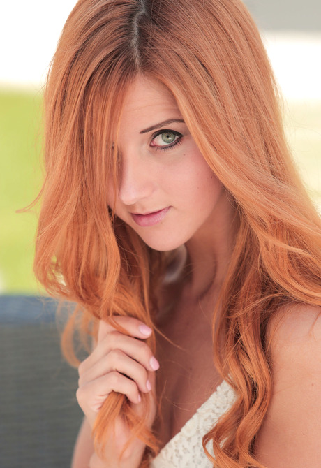 Roberta Berti in Isteyi for Met-Art by Dave Lee - 5 of 16