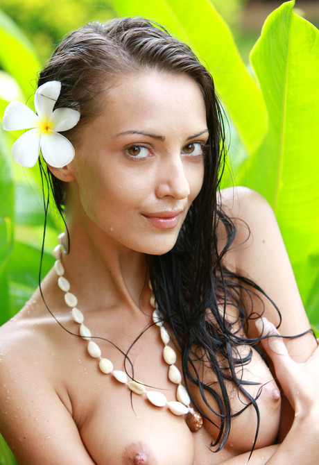 Anna AJ in Aeshni for Met Art by Leonardo - 15 of 16