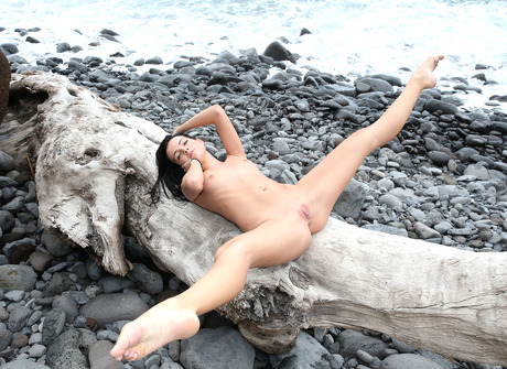 Sapphira A in Qedry for Met-Art by Mark - 15 of 16