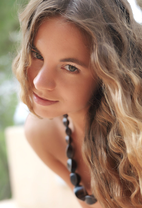 Altea B in Lucea for Met-Art by Erro - 5 of 16