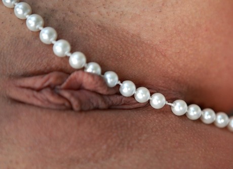 Henessy for Met Art by Ron Offlin - 2 of 16