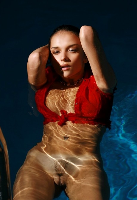 Jenya D for Met-Art by Leonardo - 12 of 16