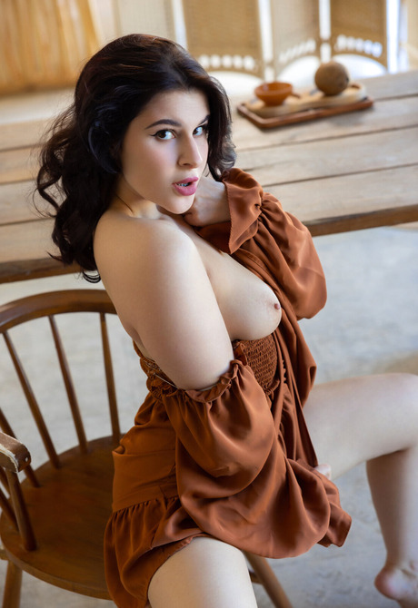 Pandora Red in Sweet Enticement for Met-Art - 5 of 12