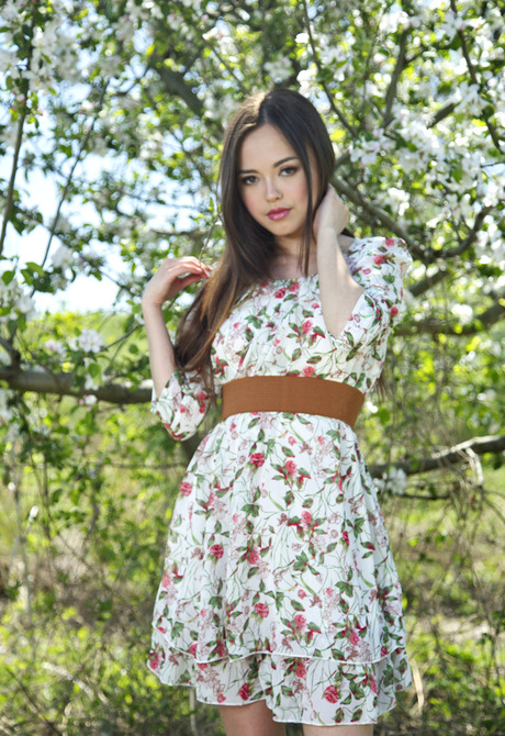 Presenting Li Moon for Met-Art by Marlene