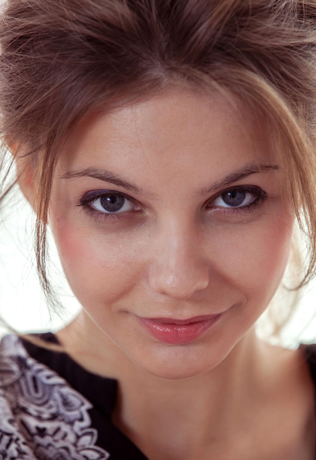 Emma Sweet in Pinova for Met-Art by Albert Varin - 8 of 16