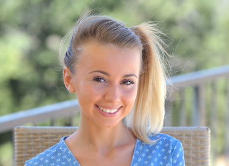 Presenting Linda Chase for Met-Art by Dave Lee - 2 of 16