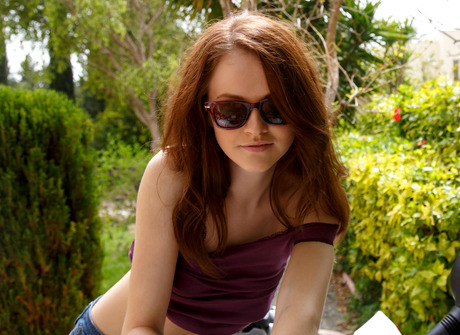 Presenting Alice May for Met-Art by Rylsky - 2 of 16