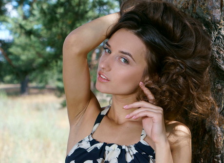 Gloria Sol in Efinee for Met-Art by Leonardo - 2 of 16