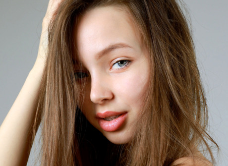 Charlize in Lisse for Met-Art by Matiss