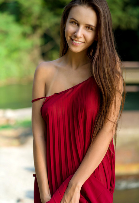 Alisa Amore in La Femme for Met-Art by Luca Helios - 2 of 16