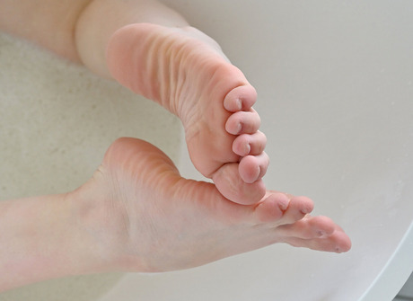 Toree in Love in Lilac for Met-Art - 9 of 12