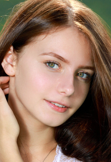 Dakota Pink in Free Spirit for Met-Art