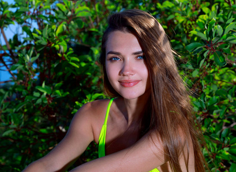 Brunette babe Georgia Strips swimsuit to display perky tits with tan lines - 2 of 16