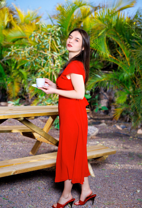 Chloe Moss in Brilliant Color for Met-Art - 1 of 12