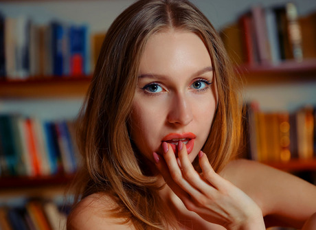 Glamorous babe Lia Pink in a red bikini reveals perky tits during pussy teasing - 8 of 12