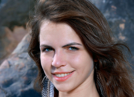 Slender petite nude Sirena Milano undresses and teasing in nature - 11 of 16