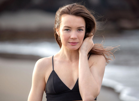 Fit bikini babe Janeth Tense teasing naked on the beach - 3 of 16