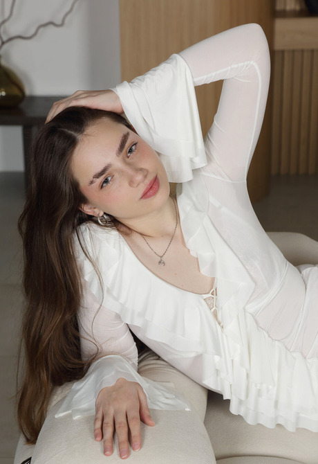 Presenting Ula Salia for Met-Art - 3 of 16