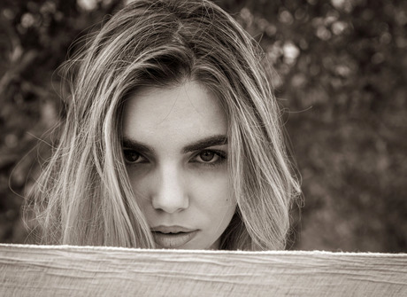 Beautiful nude model from Moldova showing curvy figure outdoors - 5 of 12