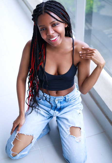 Presenting Sukki for Met-Art - 5 of 12