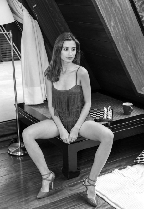 Black and white art nudes of sensual erotic model Nyx in high heels - 4 of 12