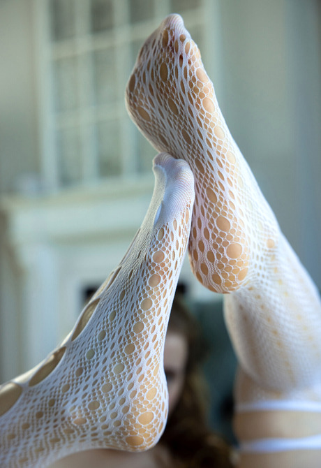 Lalli in Lace and Linger for Met-Art - 11 of 16