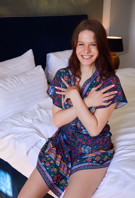 Jesie Rose in Good Energy for Met-Art - 2 of 16