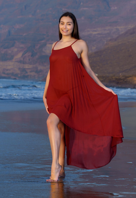 Shelena in Summer Splash for Met-Art