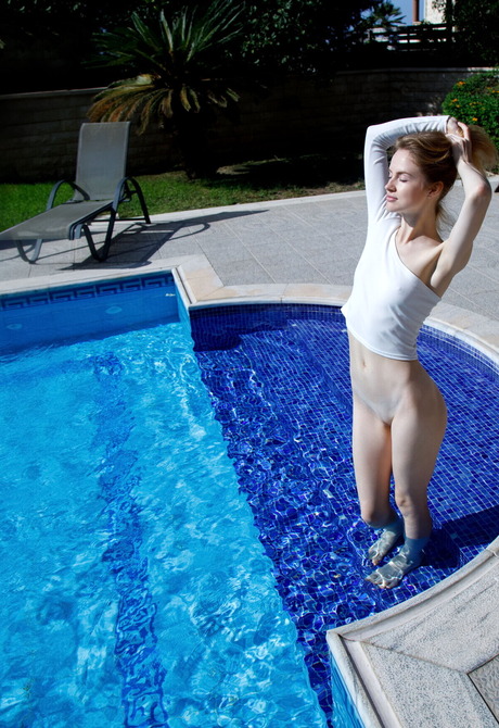 Alice May in Frisky Dip for Met-Art - 1 of 16